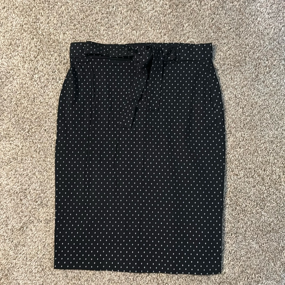 Cute skirt for work!
